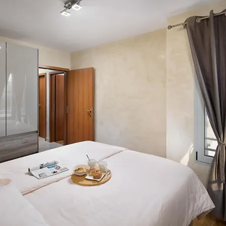 Luxury Casablanca/vivaldi * Πούλα
