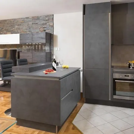 Luxury Casablanca/vivaldi 풀라