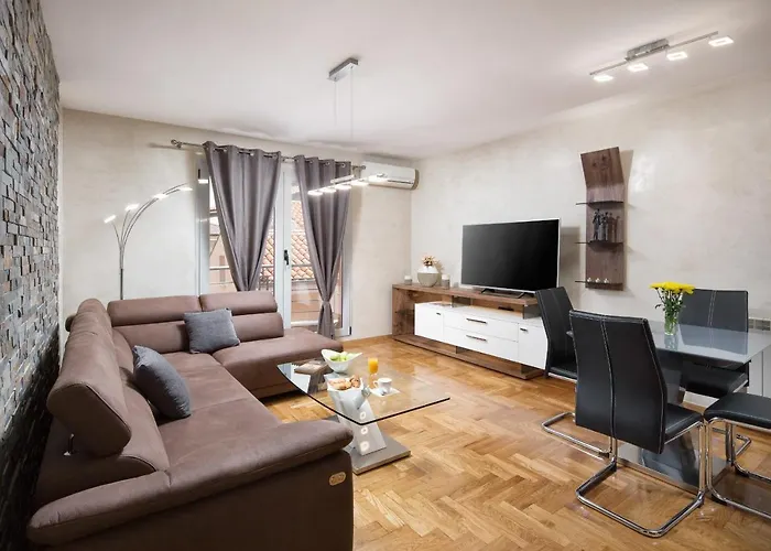 Luxury Casablanca/vivaldi * Pula